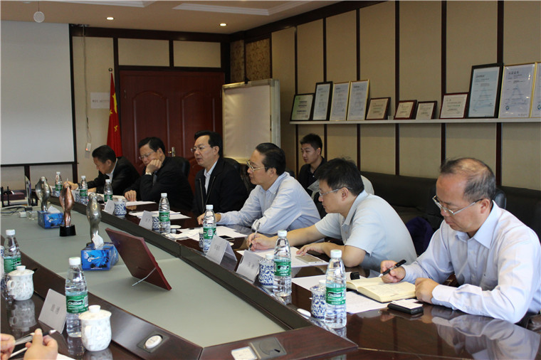 李書記發(fā)表講話